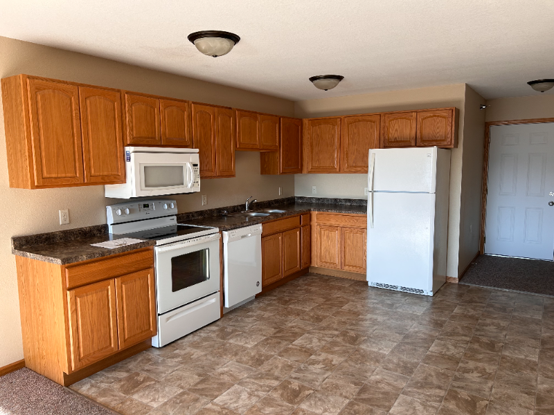 Winona Apartment: 1719 W 5th Street