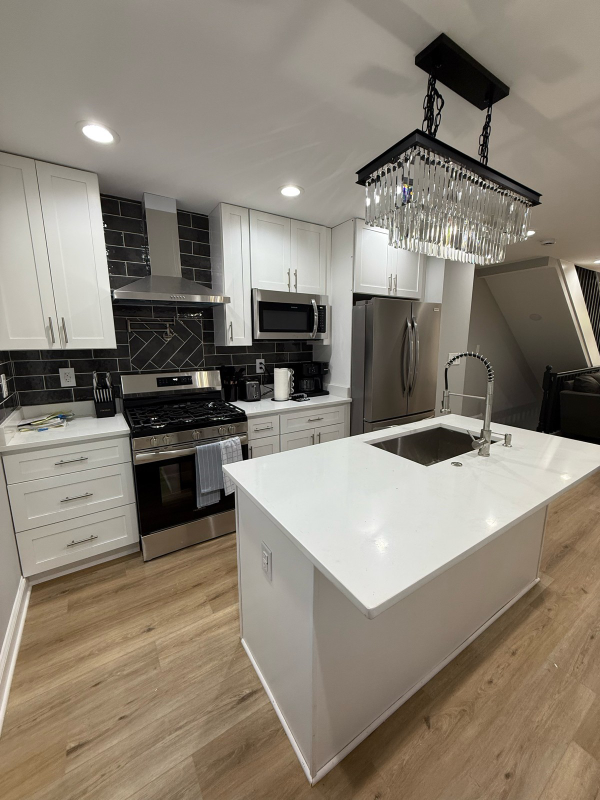 Baltimore Single Room: 2317 Barclay St