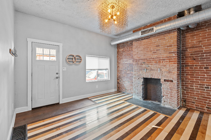 Pittsburgh Townhome: 5201 1/2 Duncan St