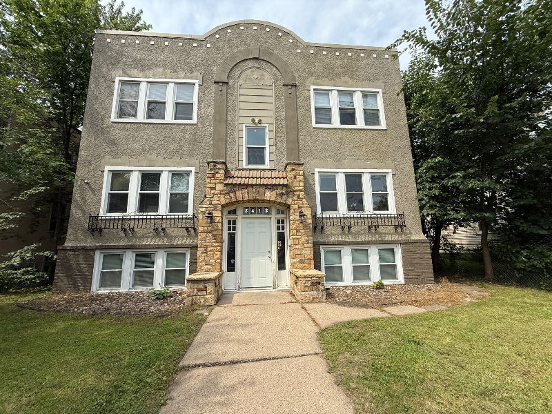 Minneapolis Condo: 3412 Chicago Ave