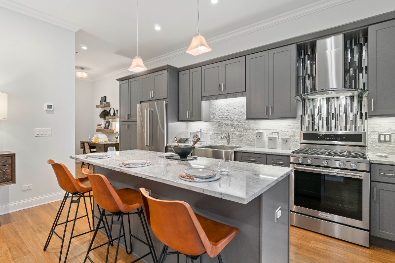 Chicago Condo: 1045 West Monroe