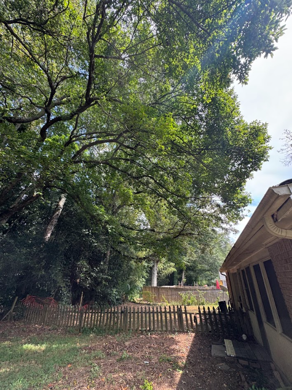 Marietta House: 247 Kimberly Way SW