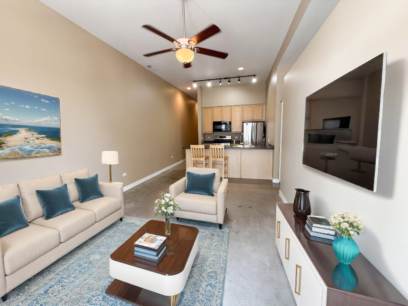 Chicago Condo: 949 W Madison