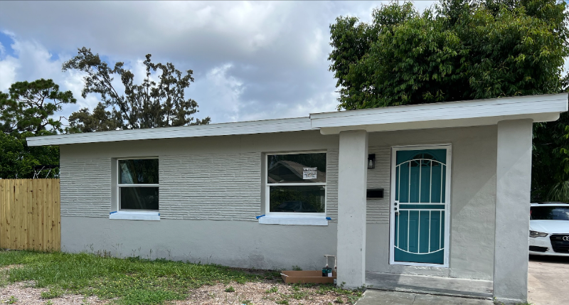 St Petersburg House: 3235 Oakley Ave S