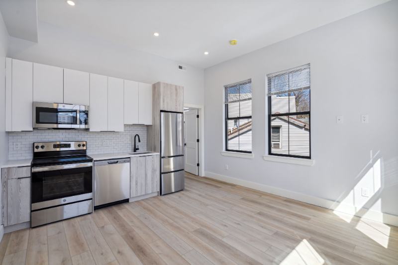 Philadelphia Apartment: 3439 Lancaster