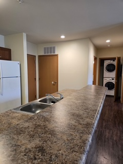 HUNTINGTON Apartment: 525 10th STREET WEST #402