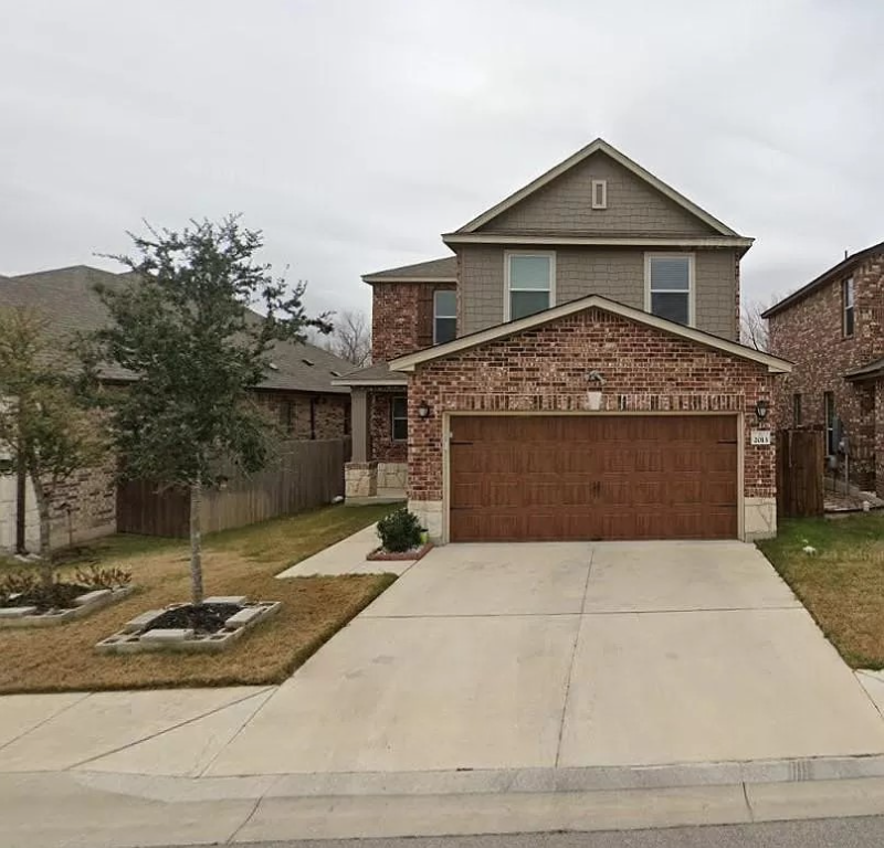 Round Rock House: 2013 Split Diamond Way