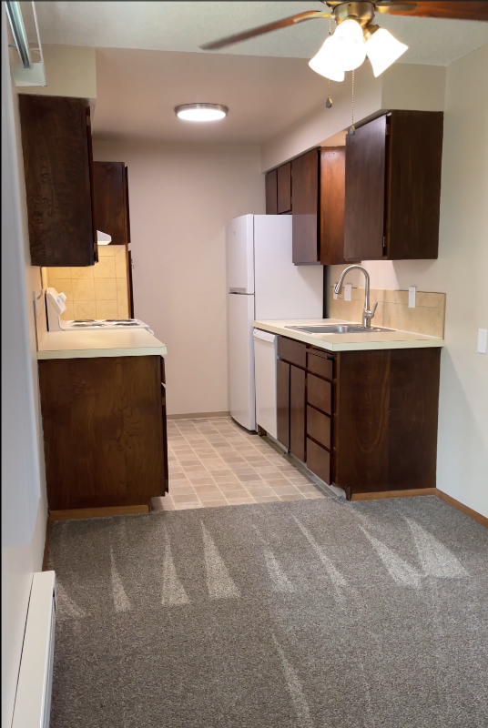 Spokane Apartment: 2711 West Euclid Avenue