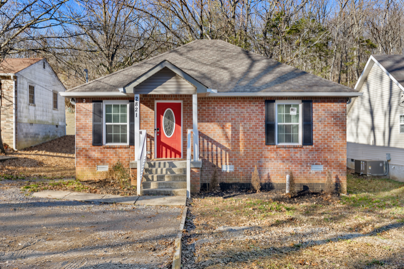 Nashville House: 2821 Old Matthews Rd.