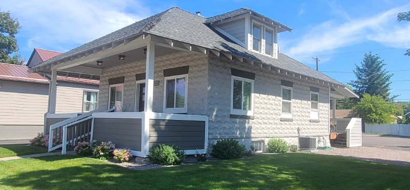 Kalispell House: 351 N. Main Street