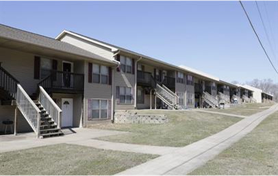 St Joseph Apartment: 2216 South Leonard Rd