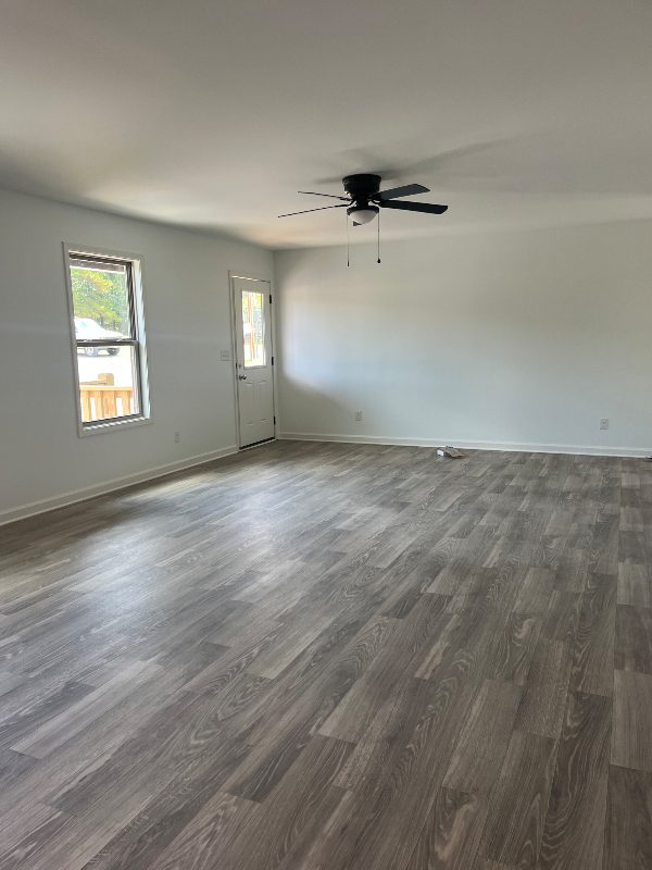 Bon Aqua Apartment: 10720 Clyde Buttrey Dr.