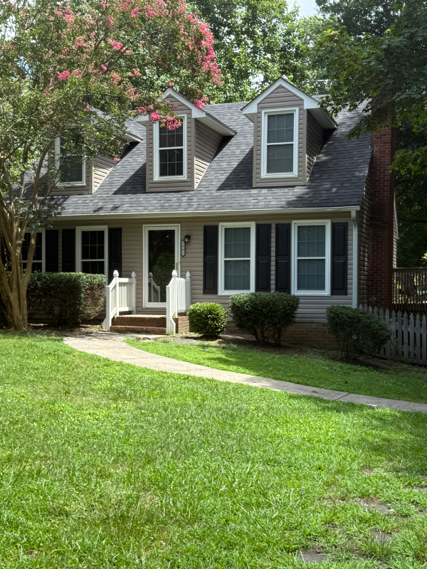 Winston-Salem House: 2501 Wood Valley Rd