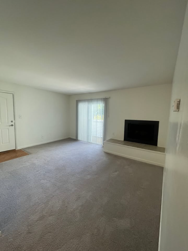 Lynchburg Apartment: 600 Reusens Road