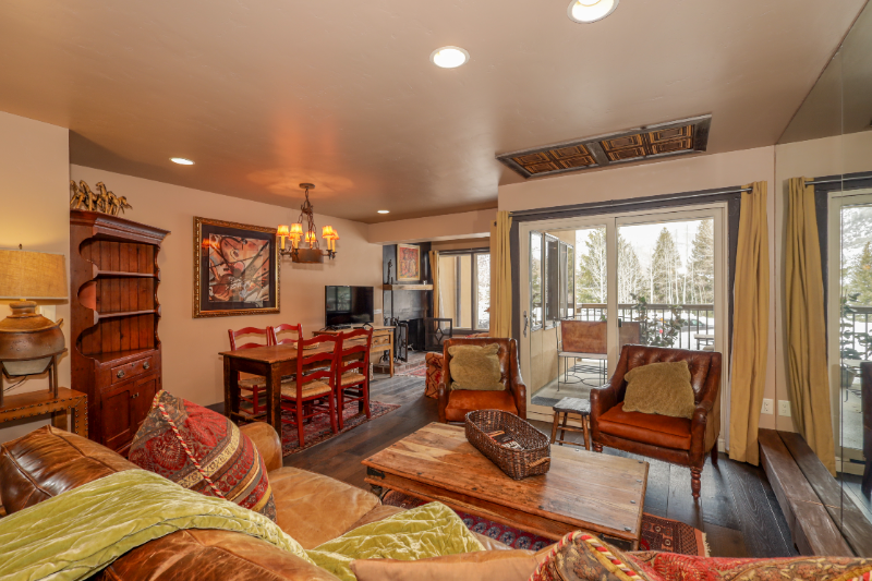 Vail Condo: 1650 Fallridge Rd
