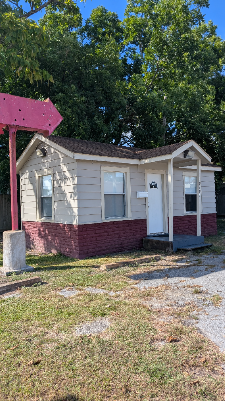 La marque TX House: 1020 hwy 3