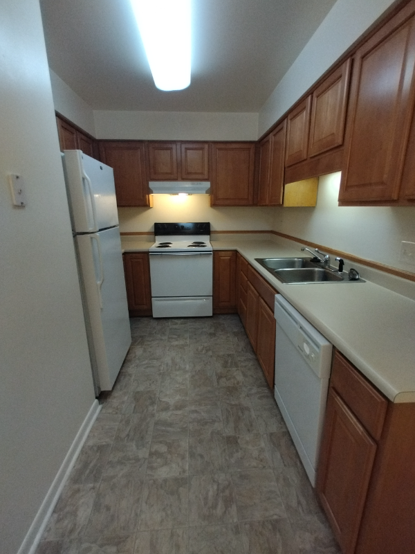 Lynchburg Apartment: 600 Reusens Road