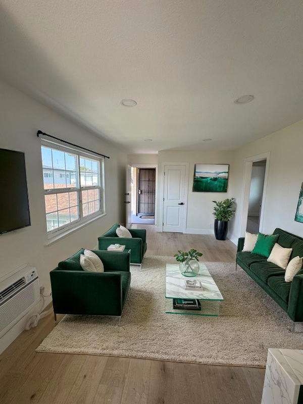 Garden Grove Apartment: 9661 Maureen