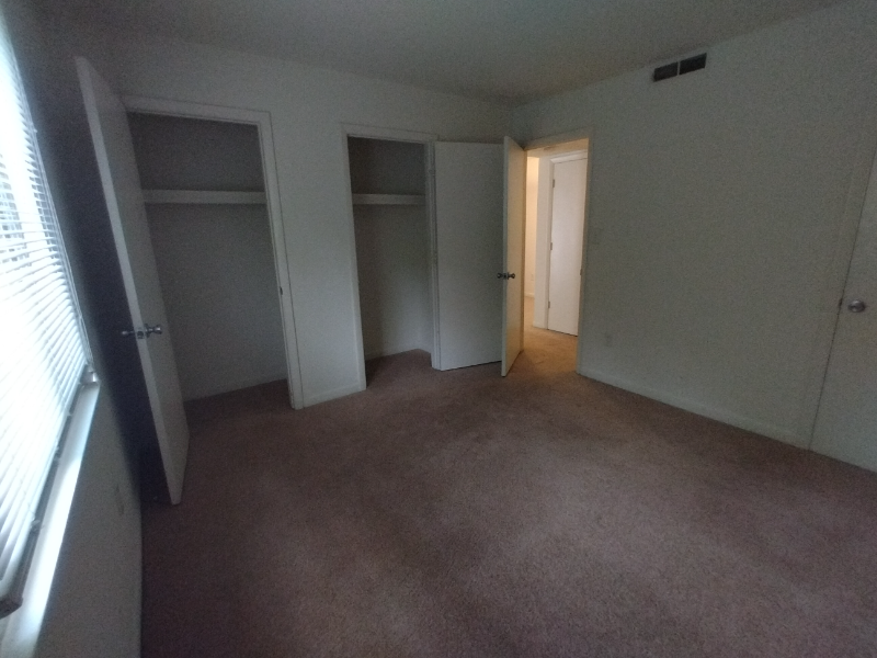 Lynchburg Apartment: 600 Reusens Road