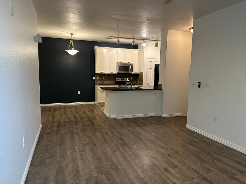 aurora Condo: 2672 s cathay way