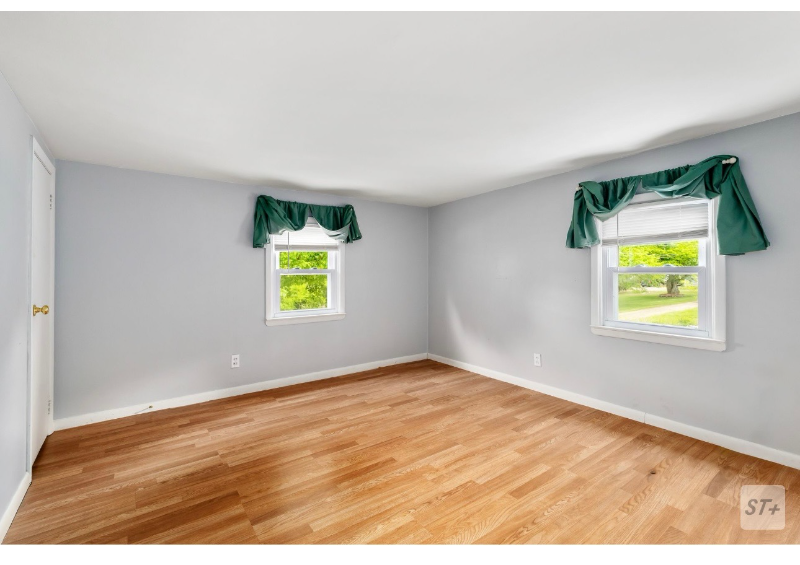 Hartford Single Room: 231 colebrook street