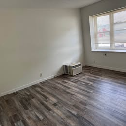 New Albin Apartment: 271 Main St