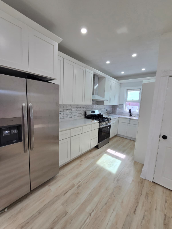 providence Multiplex: 1047 Eddy st unit 1