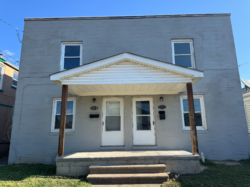 Dunbar Apartment: 1312 Moore Avenue