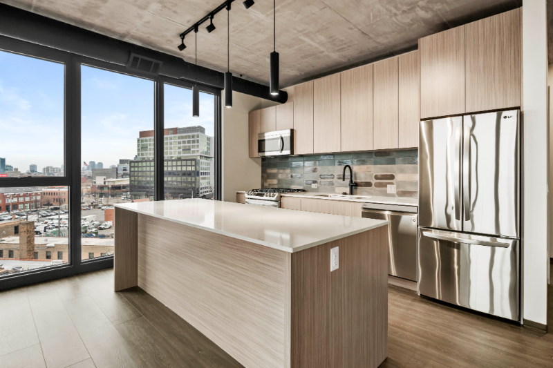 Chicago Condo: 1450 W Washington