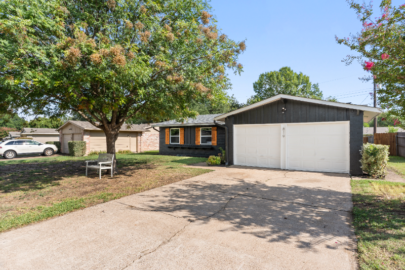 Richardson House: 819 Wateka Way