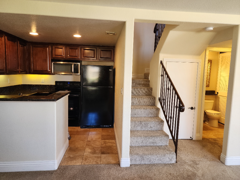 San Diego Condo: 3969 Nobel Dr