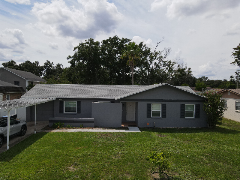 Tampa House: 11706 Oban Ave