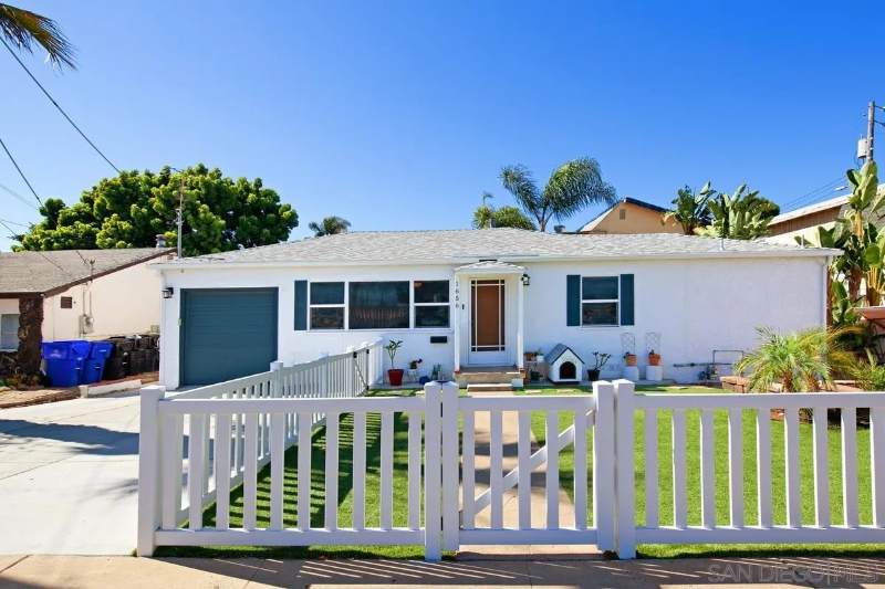 San Diego House: 1656 Pacific Beach Dr