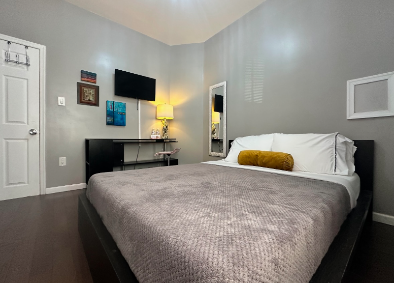1 Bedroom Townhome – 1839 S 20th Street, Philadelphia, PA
