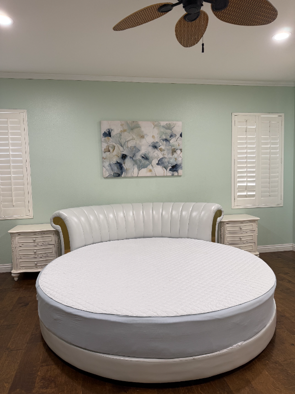 Eastvale Single Room: 13652 Perry Ann Cir.