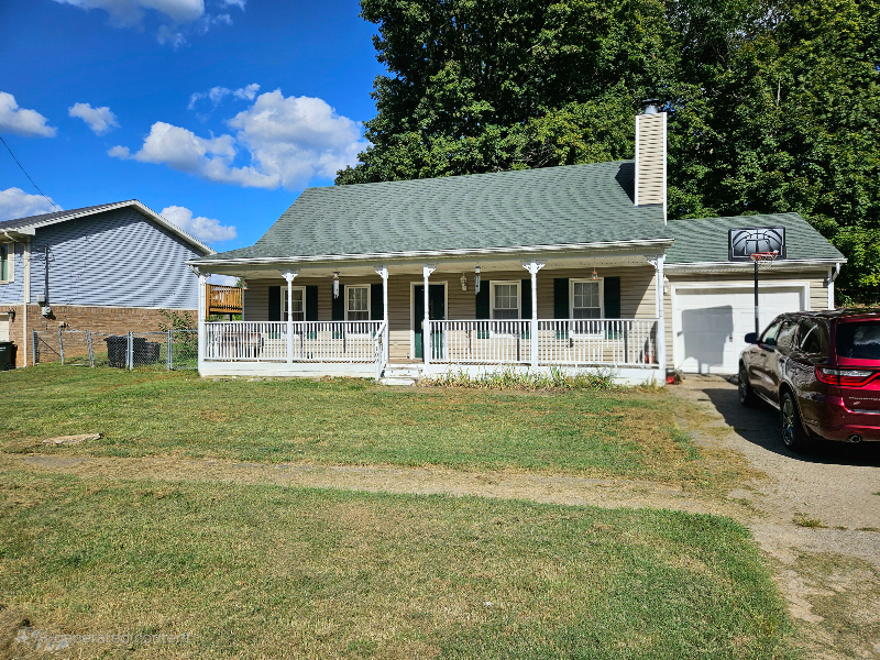 Radcliff House: 109 Arthur ct