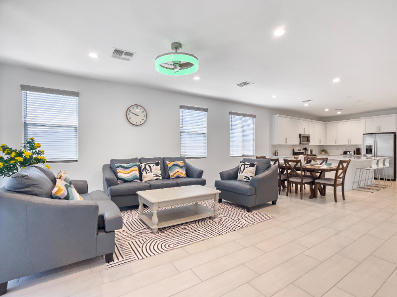 Laveen House: 11343 S 50th Ave