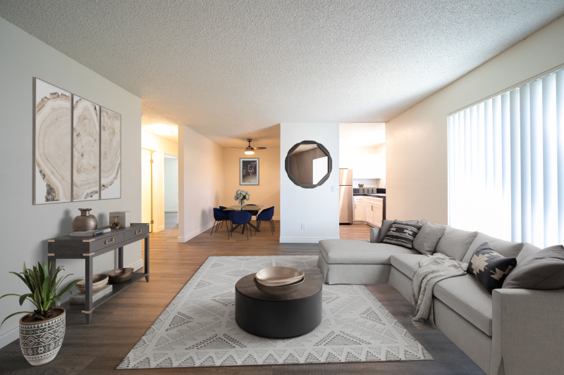 San Ysidro Apartment: 631 Blackshaw Ln.