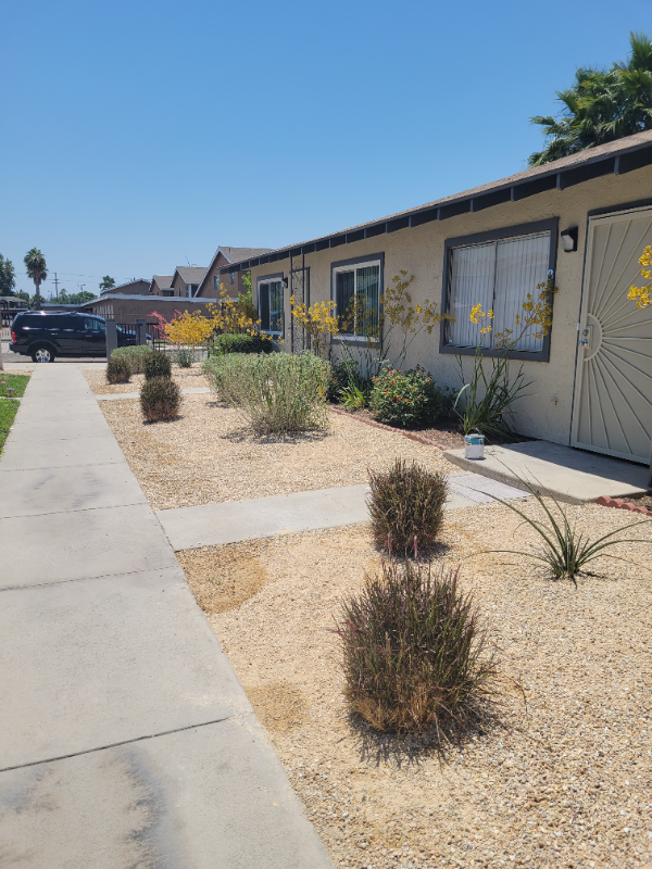 Hemet Multiplex: 1270 Rosalia Ave