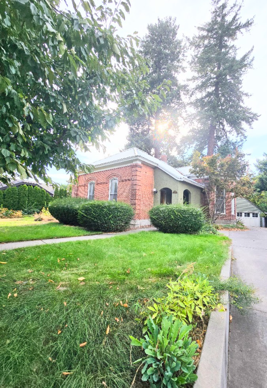 Walla Walla House: 10 S Bellevue