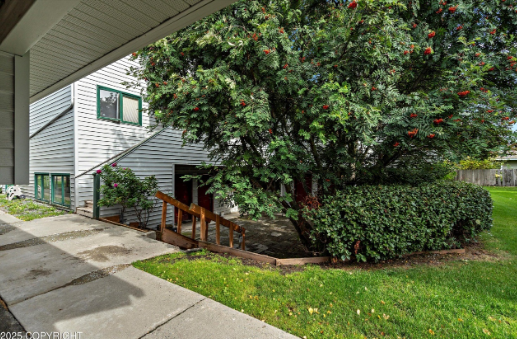 Anchorage Condo: 7045 Weimer Rd #3