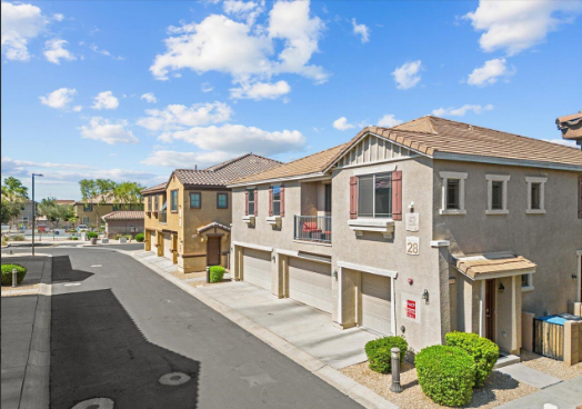 Phoenix Townhome: 1441 N 80th Ln
