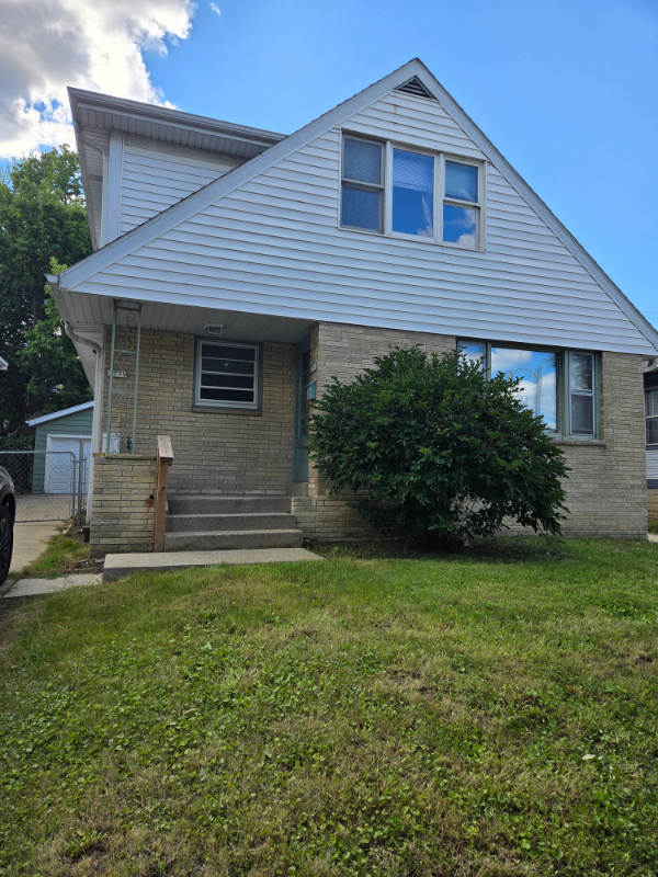 Milwaukee Multiplex: 2759 N 57th St #2761