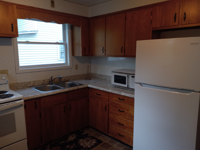 Cortland Apartment: 33 Lincoln Ave