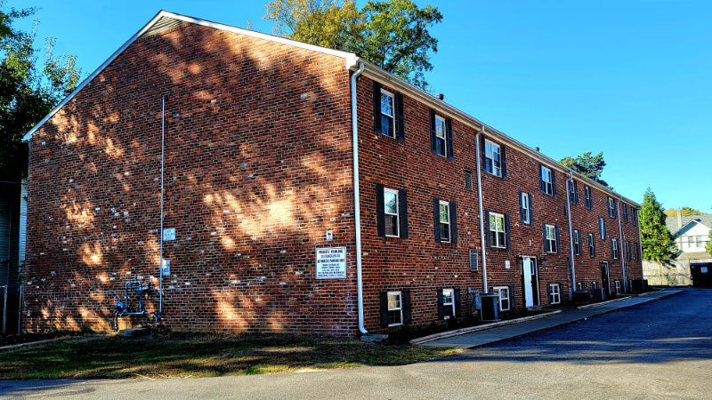 Richmond Apartment: 3810 Chamberlayne Ave