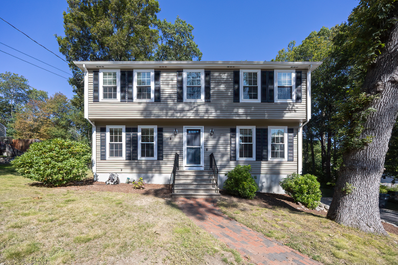 Milford House: 12 Jillson circle