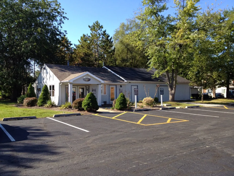 Anderson Apartment: 2800 Crystal St