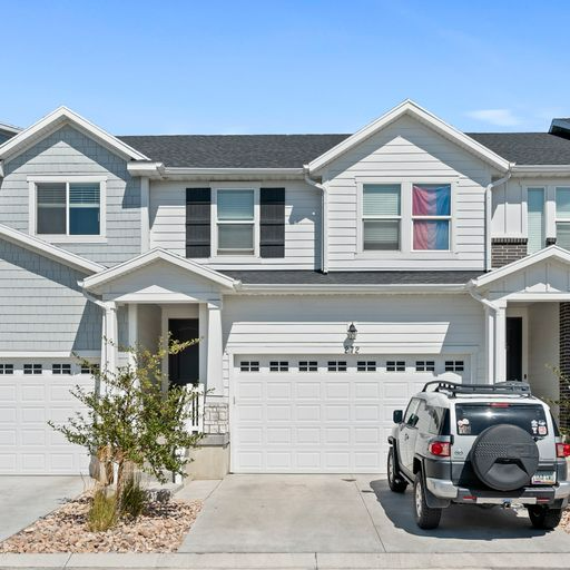 Vineyard Townhome: 272 W 560 N