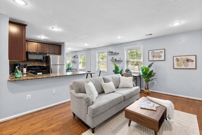 Silver Spring Condo: 11770 Carriage House Drive