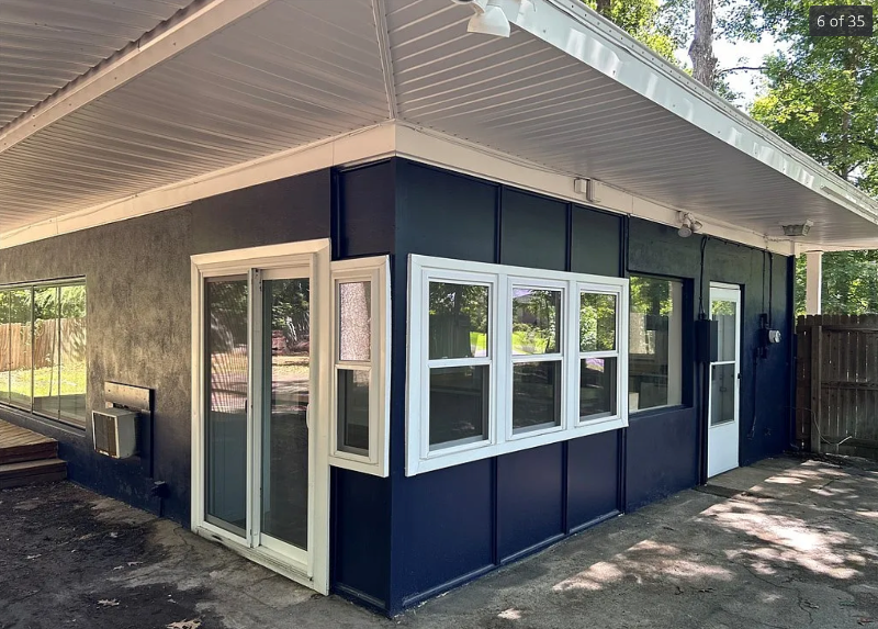 chester House: 11532 elmwood lane